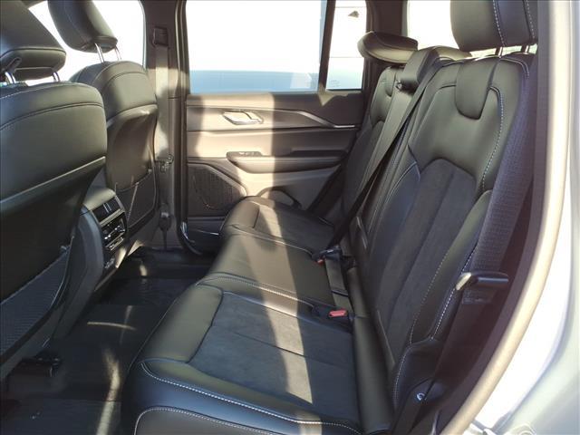 new 2025 Jeep Grand Cherokee car, priced at $41,547