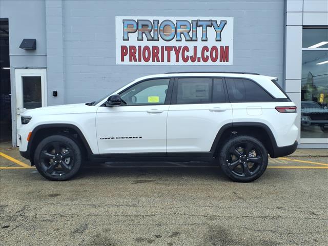 new 2025 Jeep Grand Cherokee car, priced at $42,029