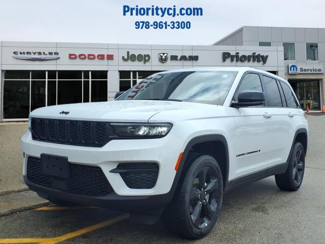 new 2025 Jeep Grand Cherokee car, priced at $42,029