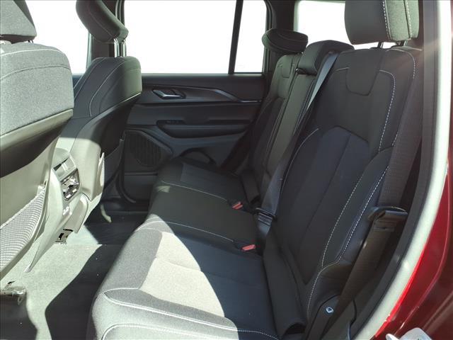 new 2025 Jeep Grand Cherokee car, priced at $38,890