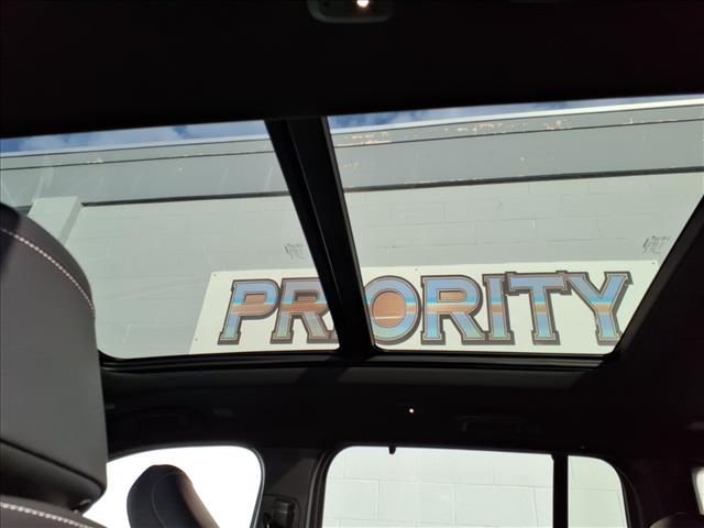 new 2025 Jeep Grand Cherokee car, priced at $48,356