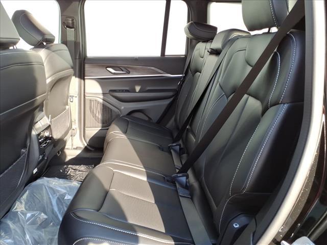 new 2025 Jeep Grand Cherokee car, priced at $48,356