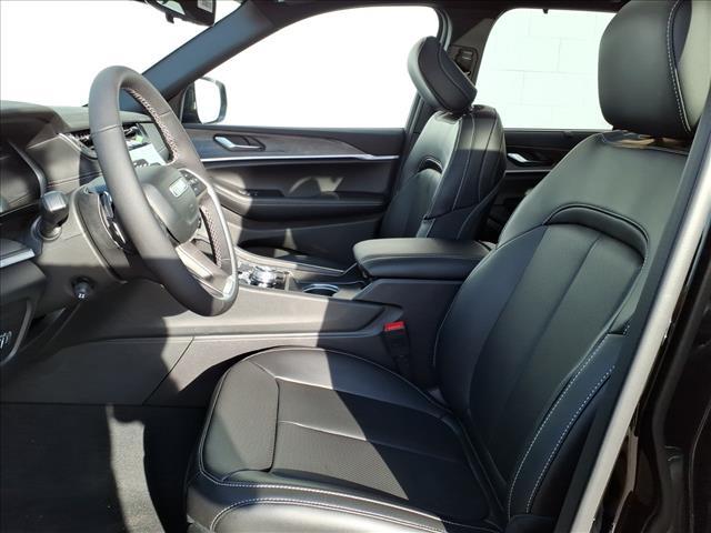 new 2025 Jeep Grand Cherokee car, priced at $48,356