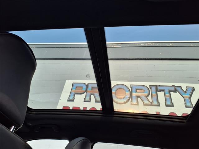 new 2025 Jeep Compass car, priced at $32,998