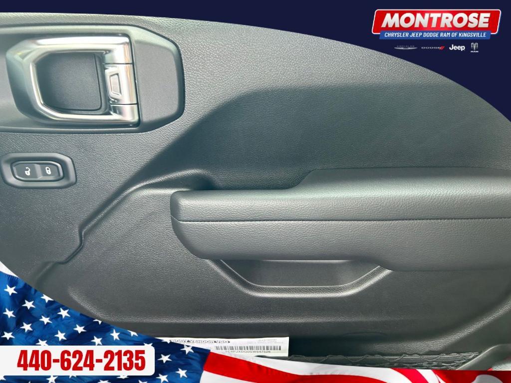 new 2025 Jeep Wrangler car, priced at $39,390