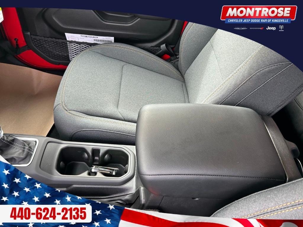 new 2025 Jeep Wrangler car, priced at $39,390