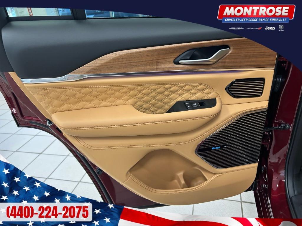 new 2025 Jeep Grand Cherokee car, priced at $59,277