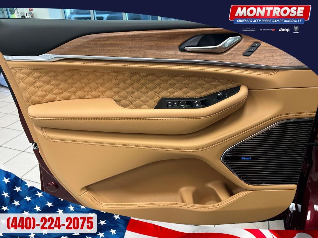 new 2025 Jeep Grand Cherokee car, priced at $59,277