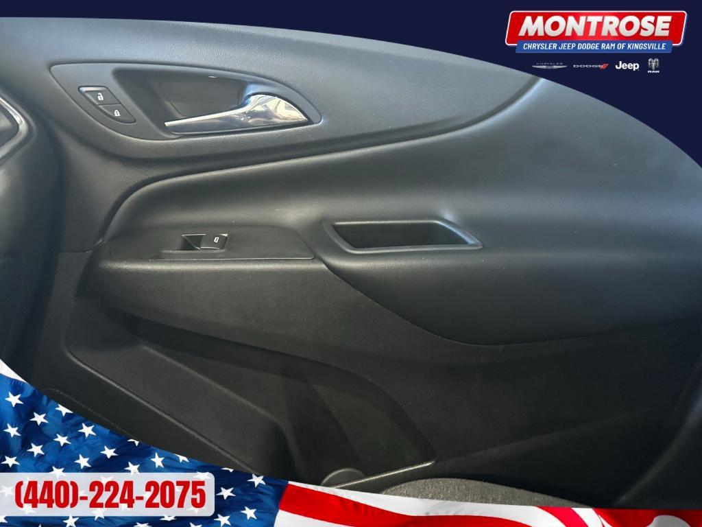 used 2022 Chevrolet Equinox car, priced at $21,999