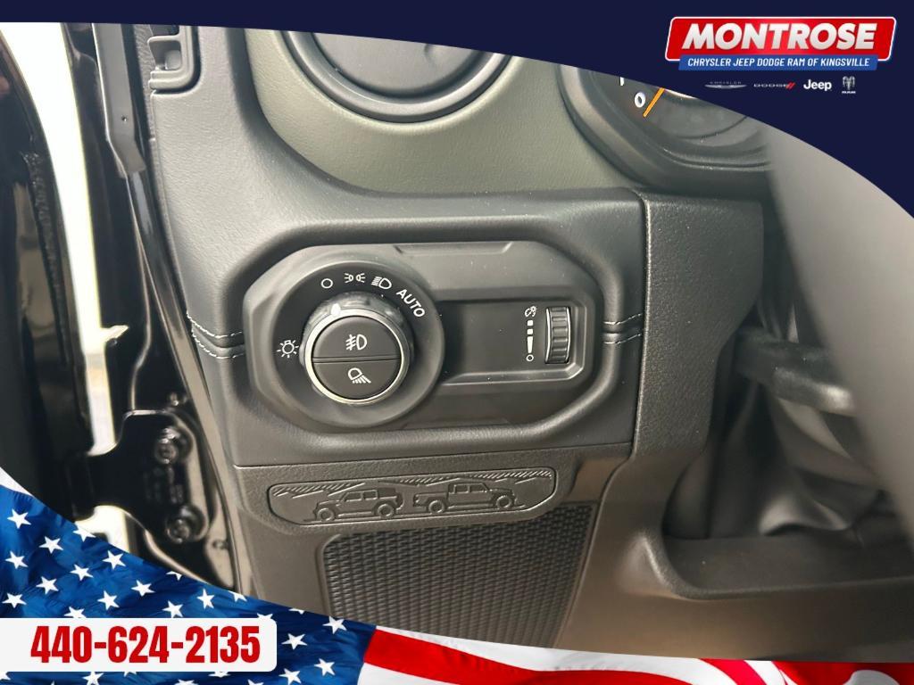 new 2025 Jeep Gladiator car, priced at $54,489