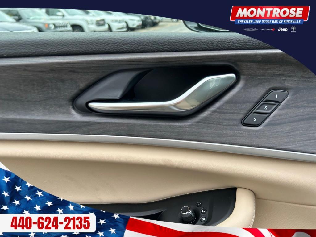 new 2025 Jeep Grand Cherokee car, priced at $47,529