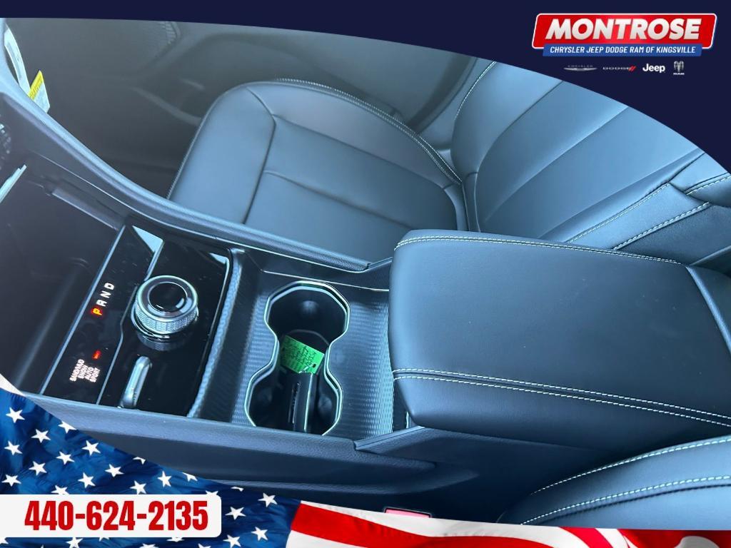 new 2025 Jeep Grand Cherokee car, priced at $45,828