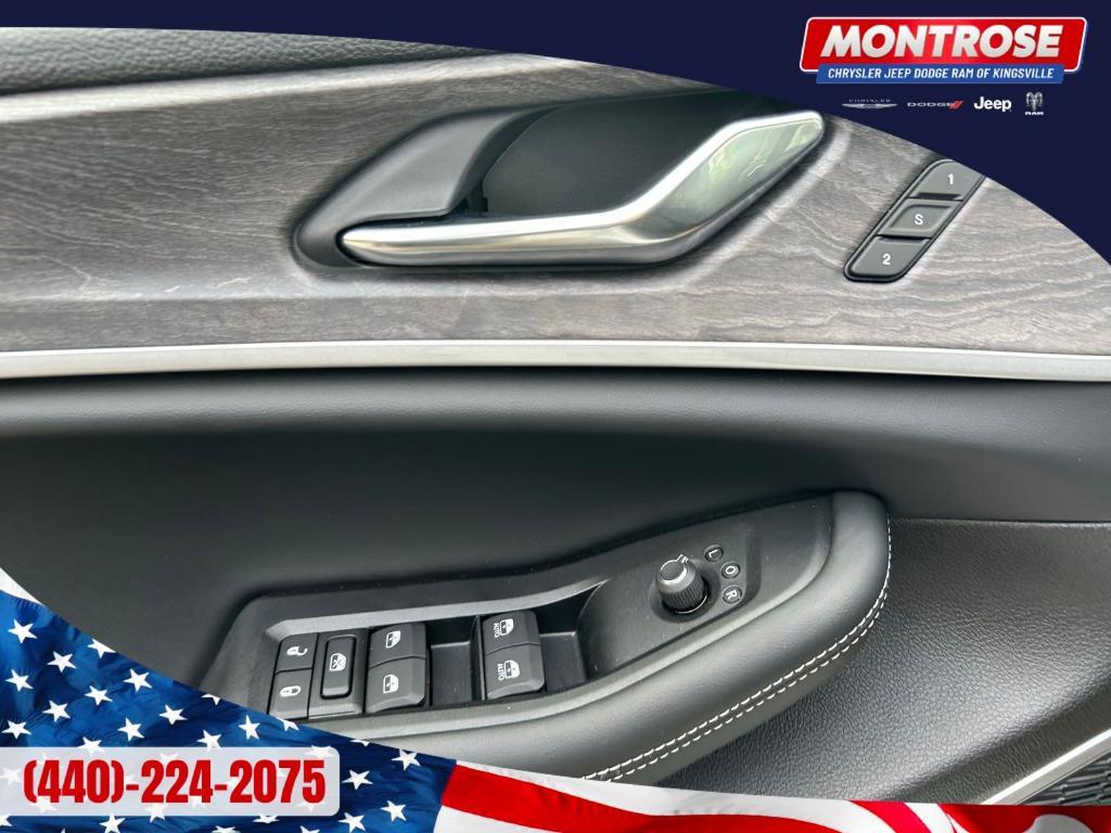 new 2025 Jeep Grand Cherokee 4xe car, priced at $57,873