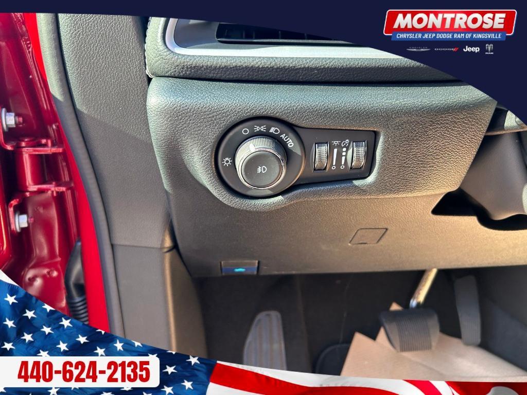 new 2026 Chrysler Pacifica car, priced at $40,563