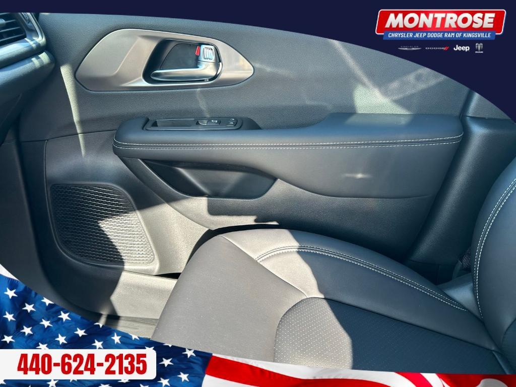 new 2026 Chrysler Pacifica car, priced at $40,563