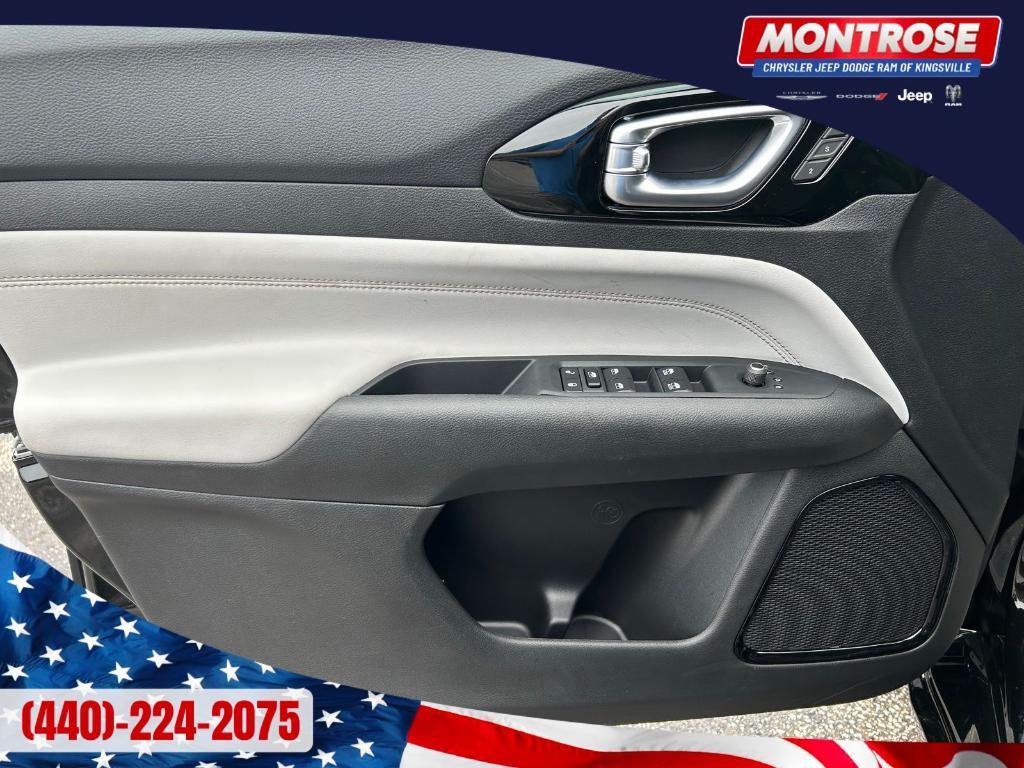 new 2025 Jeep Compass car, priced at $32,814