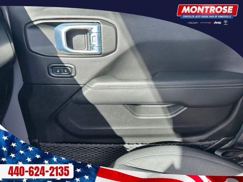 used 2021 Jeep Gladiator car, priced at $30,999