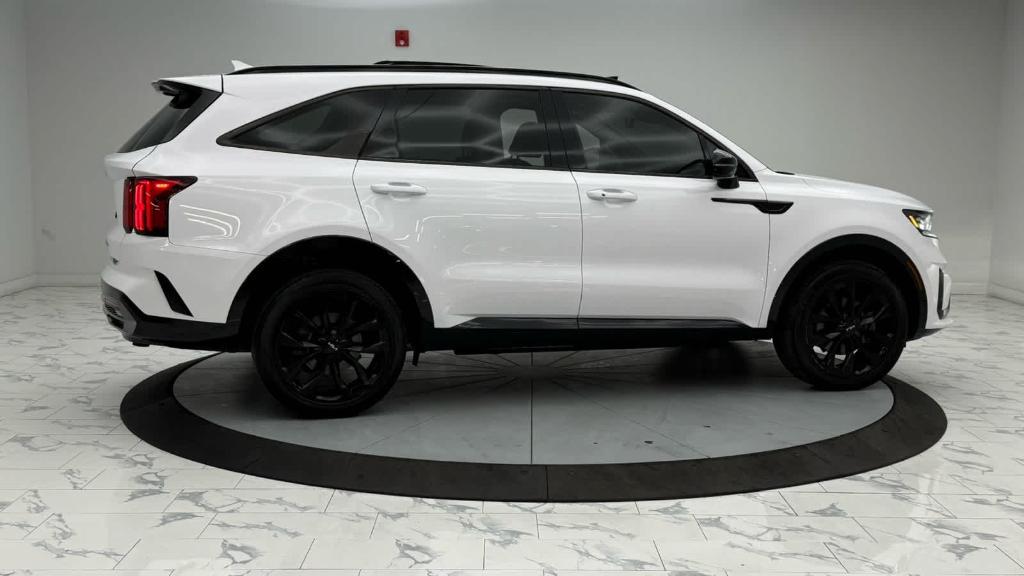 used 2022 Kia Sorento car, priced at $29,549