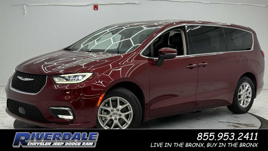 used 2023 Chrysler Pacifica car, priced at $19,715