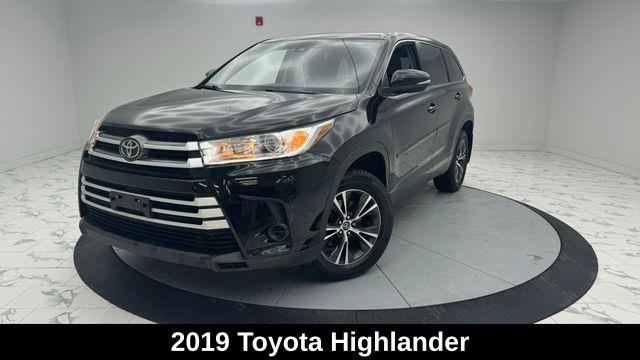 used 2019 Toyota Highlander car, priced at $24,144