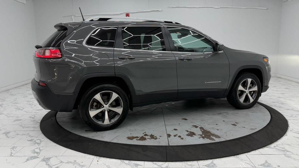 used 2021 Jeep Cherokee car, priced at $23,987