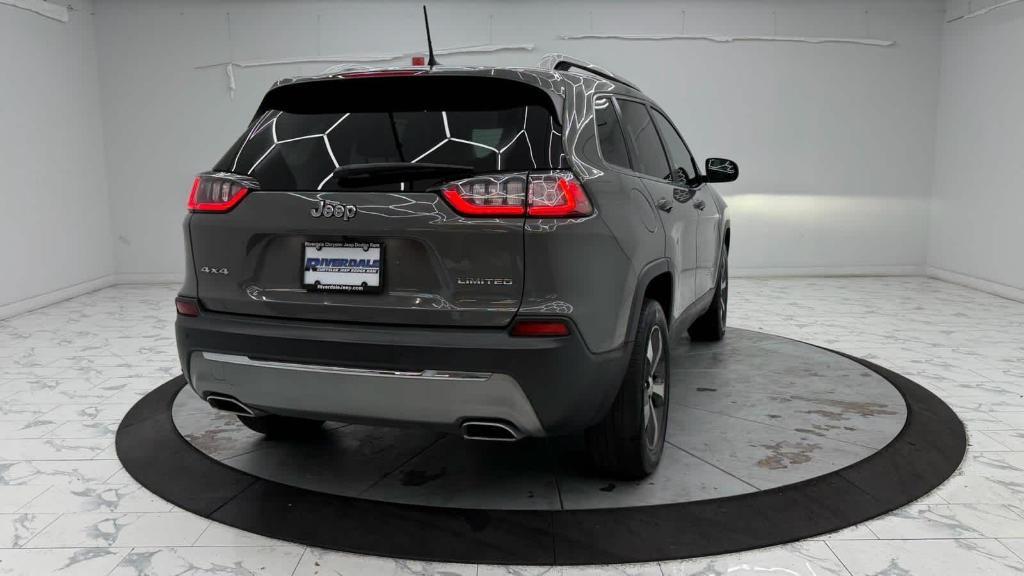 used 2021 Jeep Cherokee car, priced at $23,987