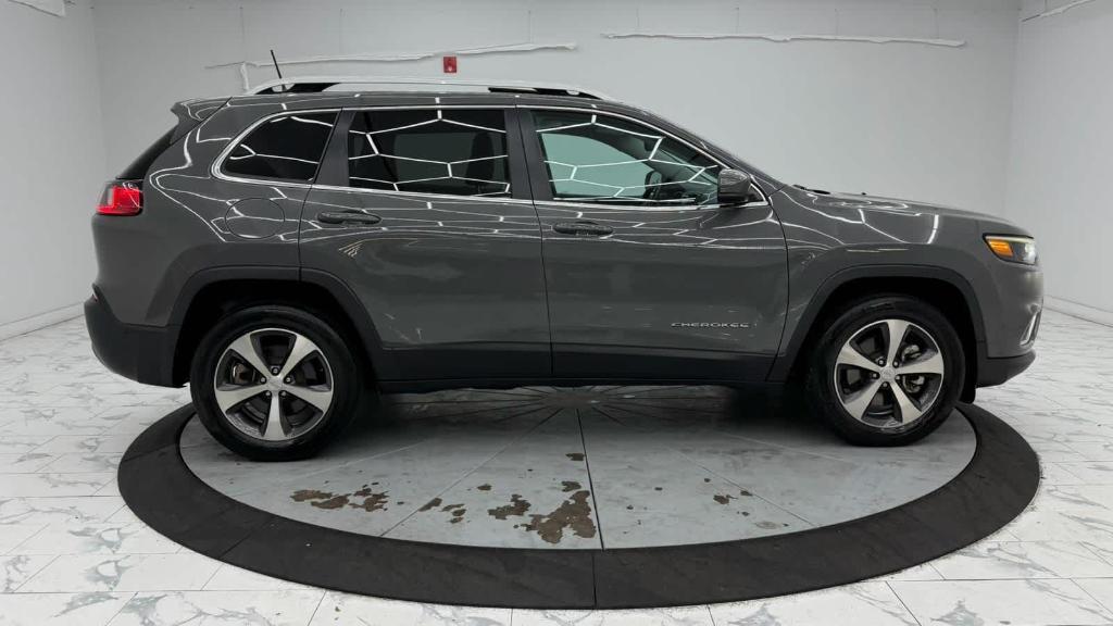 used 2021 Jeep Cherokee car, priced at $23,987