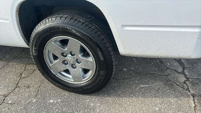 used 2005 Dodge Dakota car, priced at $13,995