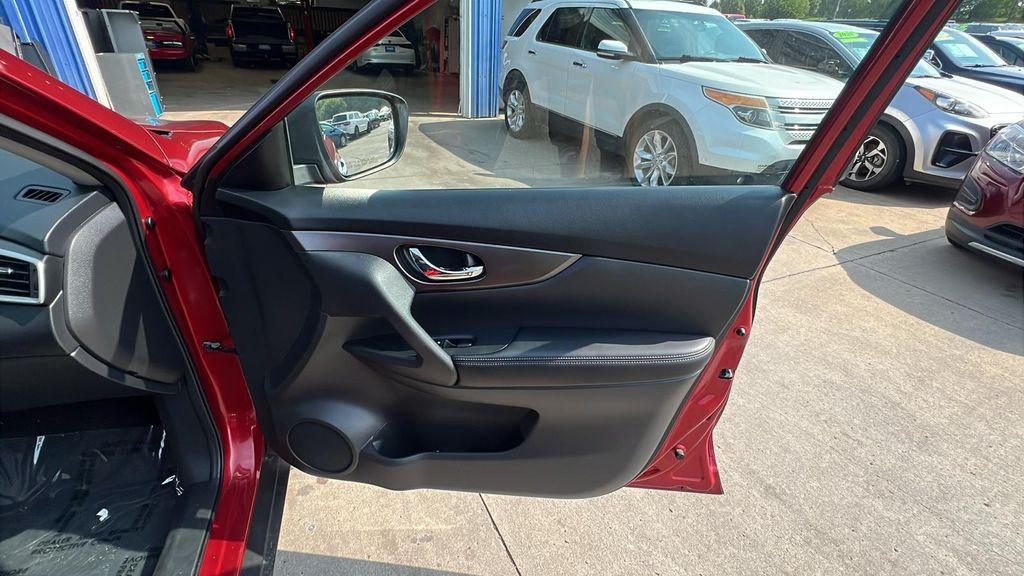 used 2015 Nissan Rogue car, priced at $11,995