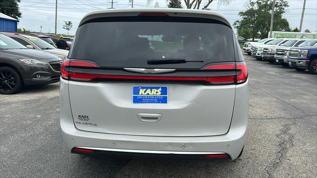used 2021 Chrysler Pacifica car, priced at $18,995