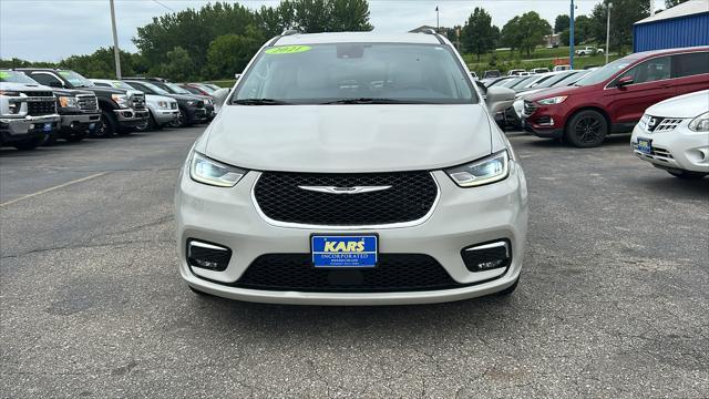 used 2021 Chrysler Pacifica car, priced at $18,995