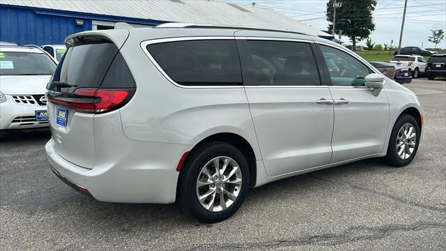 used 2021 Chrysler Pacifica car, priced at $18,995