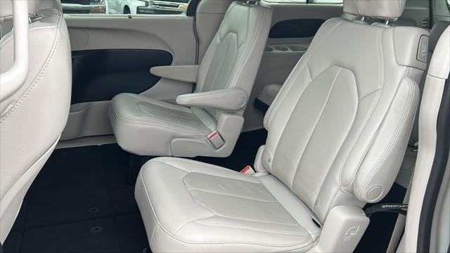 used 2021 Chrysler Pacifica car, priced at $18,995