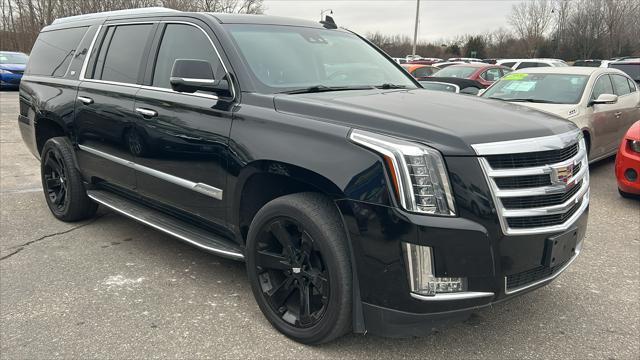 used 2019 Cadillac Escalade ESV car, priced at $25,995