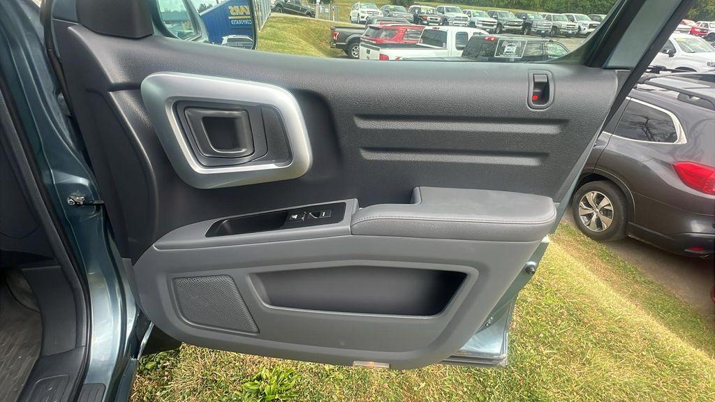 used 2007 Honda Ridgeline car, priced at $10,995