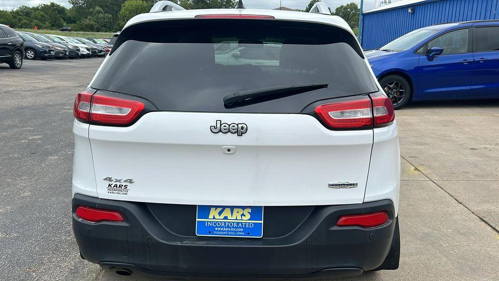 used 2018 Jeep Cherokee car, priced at $10,995