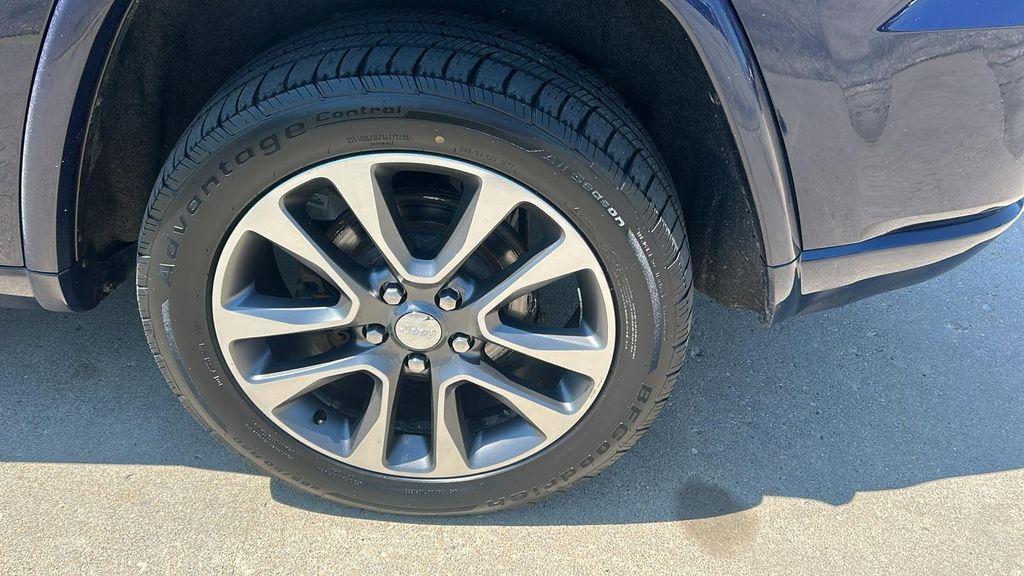 used 2018 Jeep Grand Cherokee car, priced at $13,995