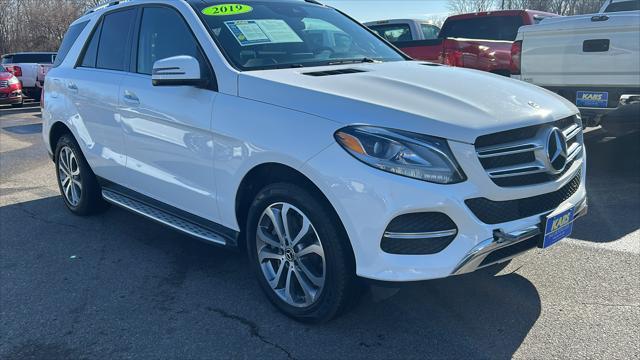 used 2019 Mercedes-Benz GLE 400 car, priced at $22,995