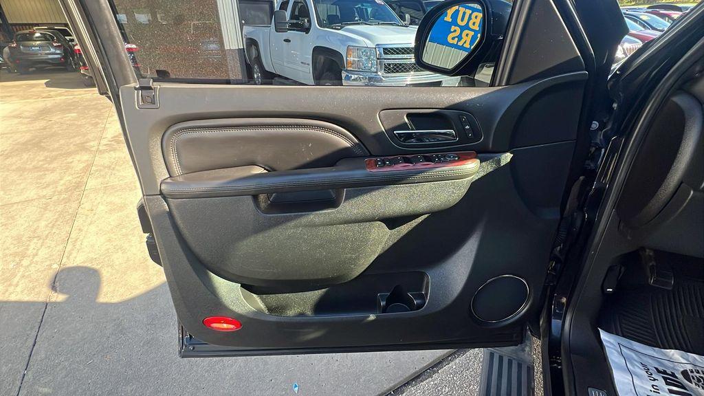 used 2012 Cadillac Escalade car, priced at $14,995