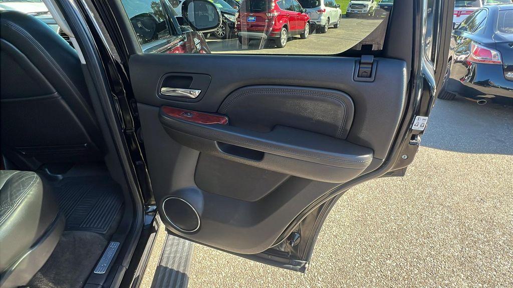 used 2012 Cadillac Escalade car, priced at $14,995