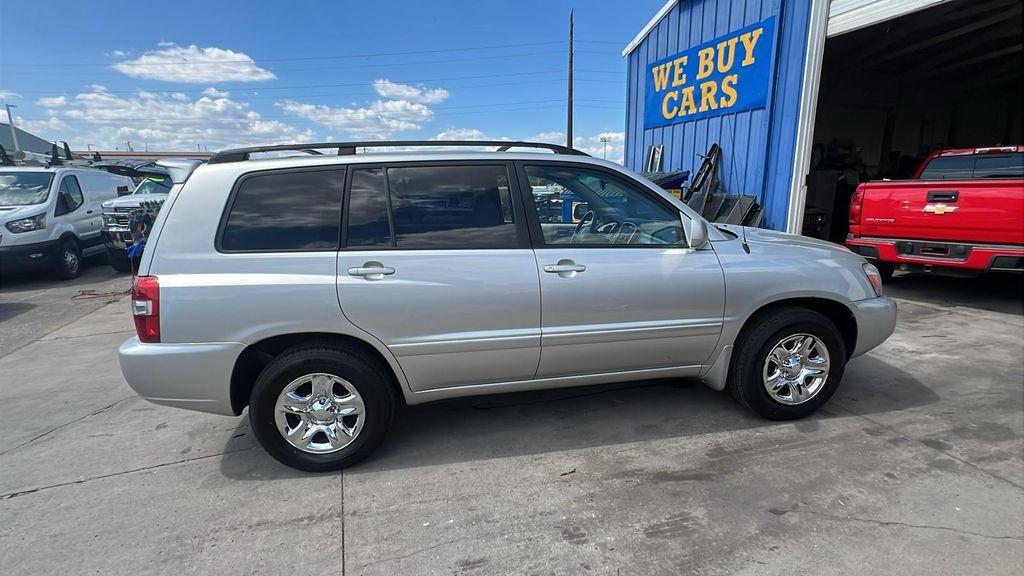 used 2007 Toyota Highlander car, priced at $7,995