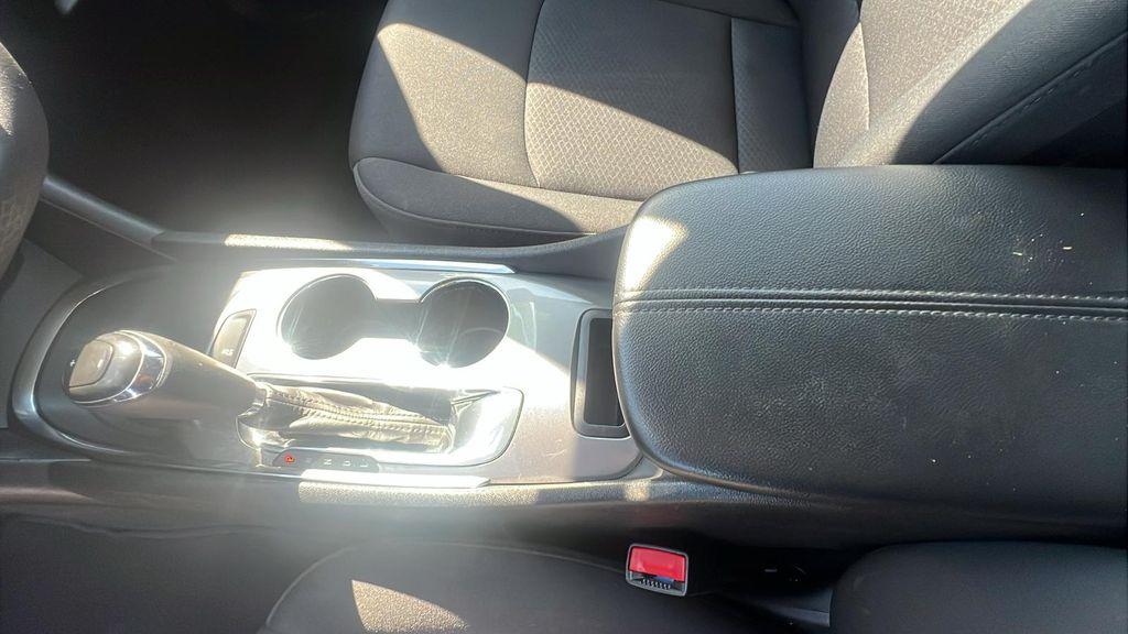 used 2020 Chevrolet Malibu car, priced at $15,995