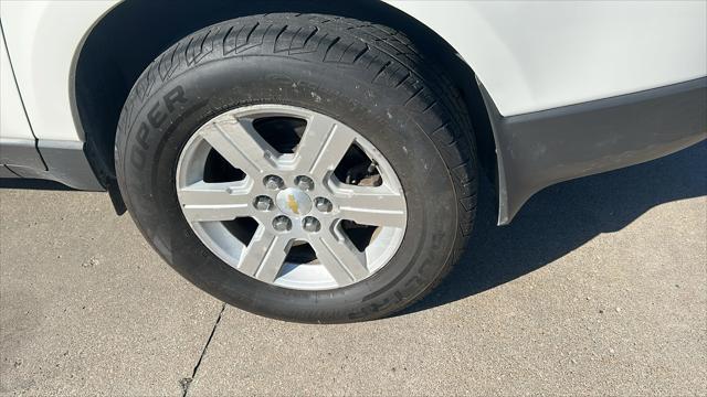 used 2011 Chevrolet Traverse car, priced at $6,995