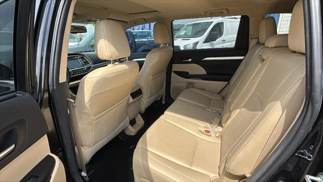 used 2014 Toyota Highlander car, priced at $20,995