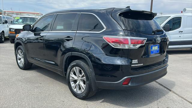 used 2014 Toyota Highlander car, priced at $20,995