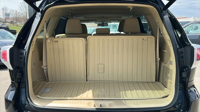 used 2014 Toyota Highlander car, priced at $20,995