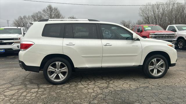 used 2011 Toyota Highlander car, priced at $14,995