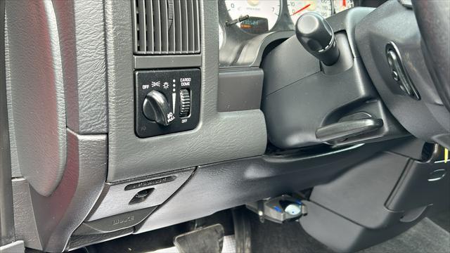used 2005 Dodge Ram 1500 car, priced at $11,995