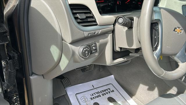 used 2014 Chevrolet Traverse car, priced at $10,995