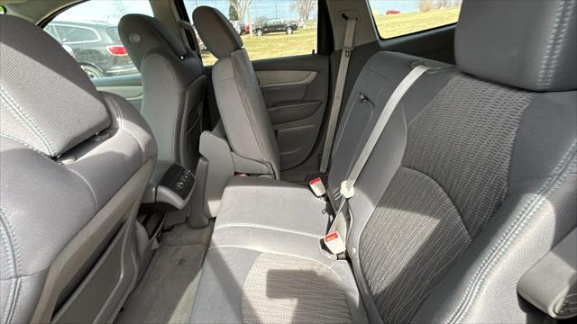 used 2014 Chevrolet Traverse car, priced at $10,995